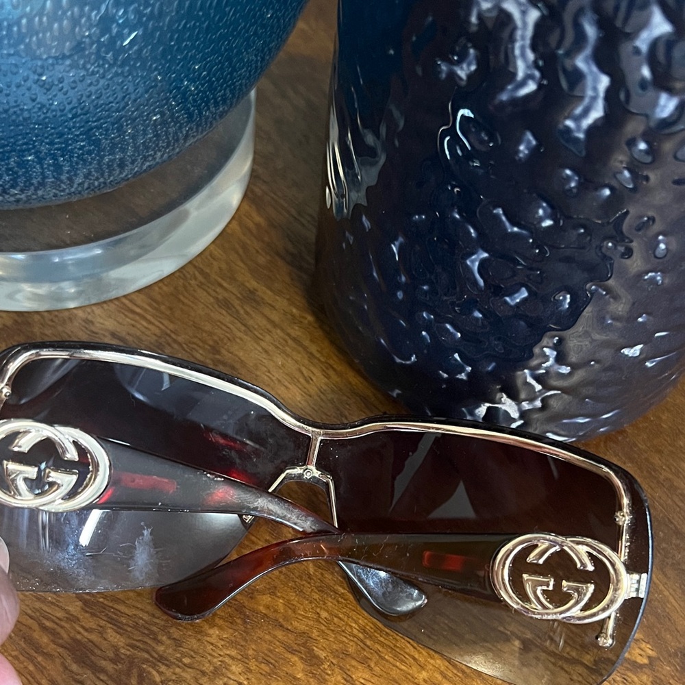 Gucci Women's Sunglasses with Gold Frame and Brown Lenses